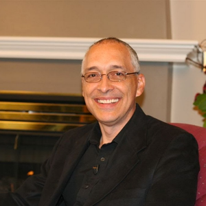TRE壓力釋放運動創辦人Dr. David Berceli照片